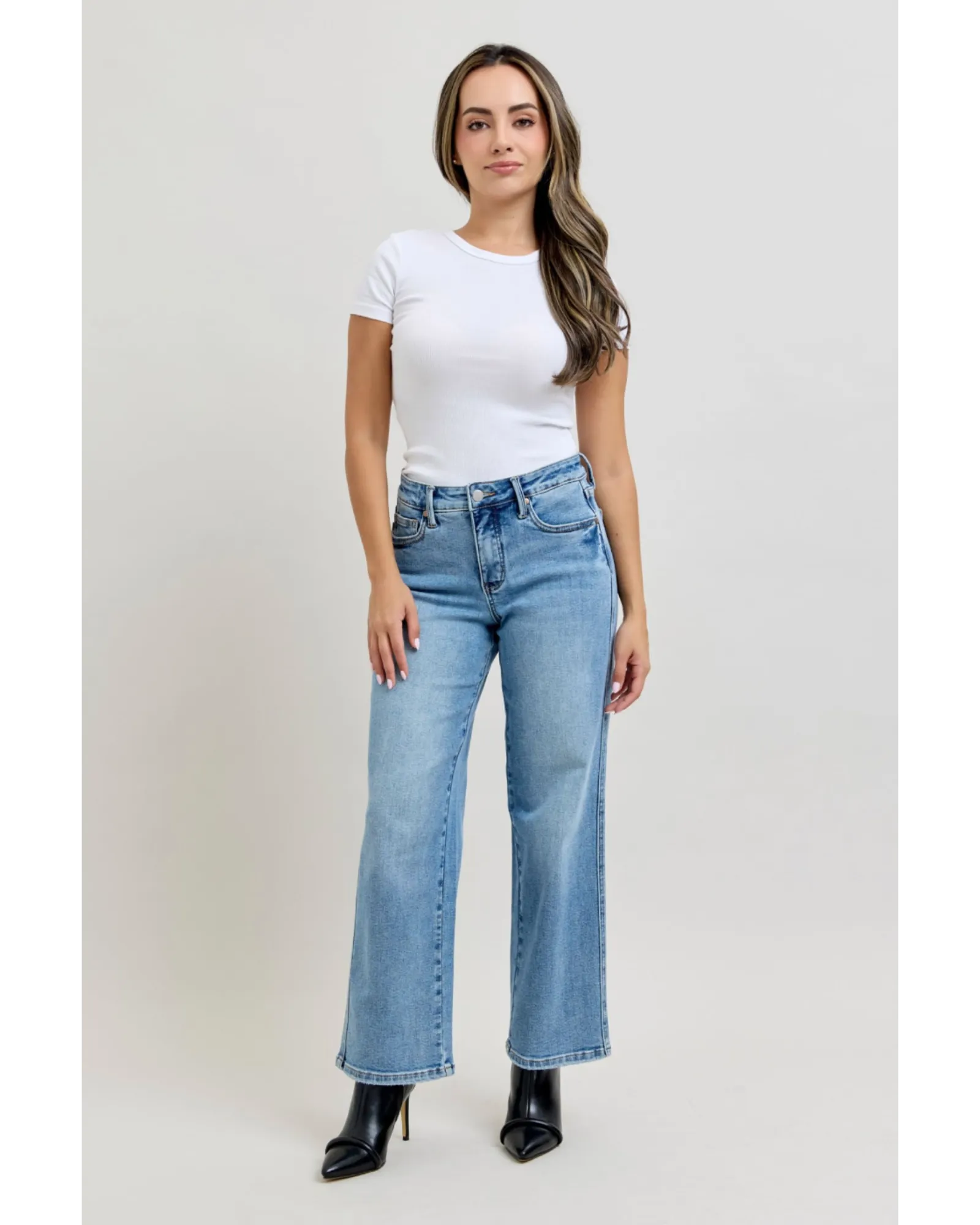 straight leg jeans