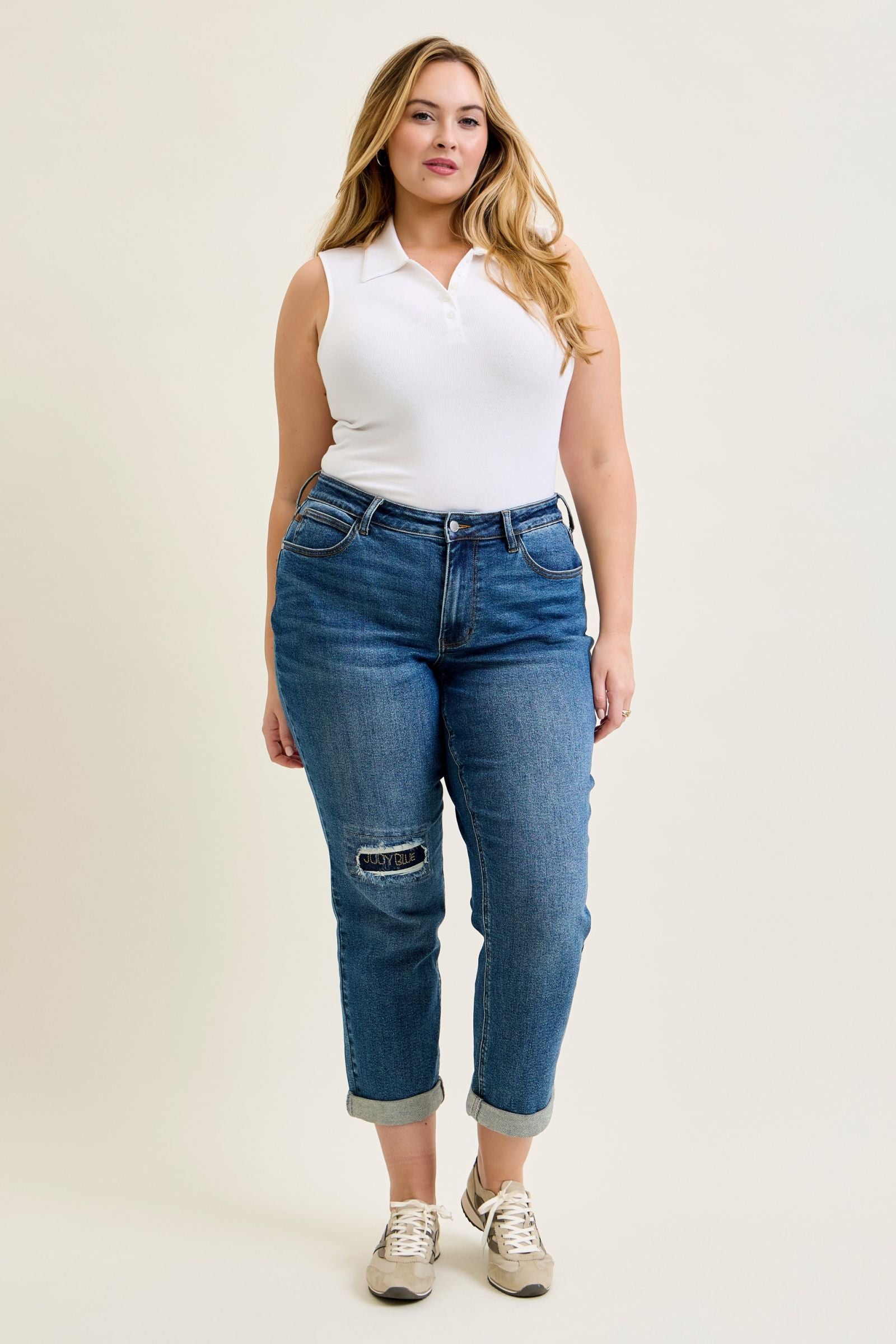 Judy Blue Mid Rise Embroidered Repair Patch Vintage Boyfriend Denim Jeans 881071