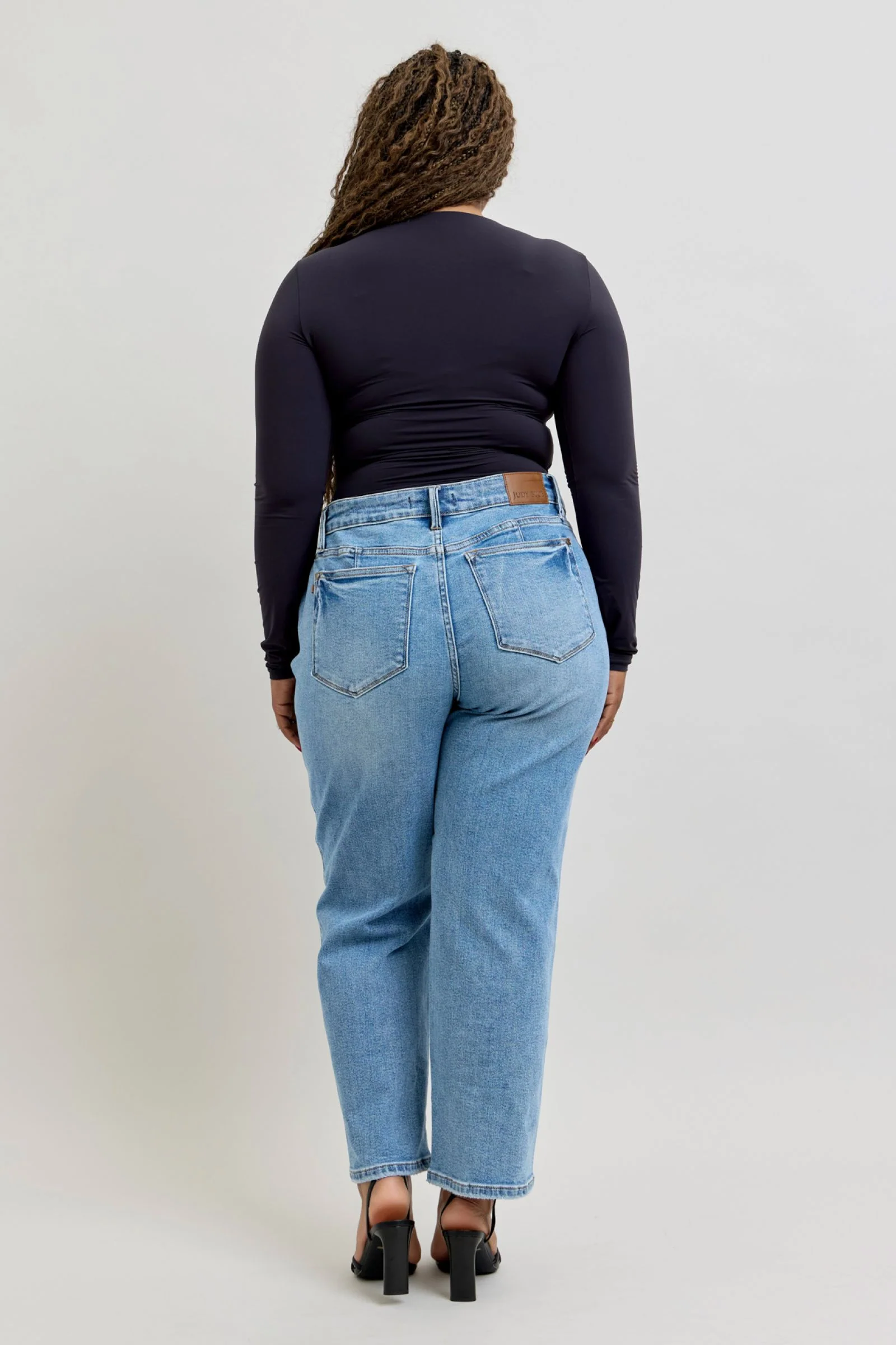 Judy Blue Mid Rise Tummy Control Vintage Wash Straight Denim Jeans 88943 - Petite