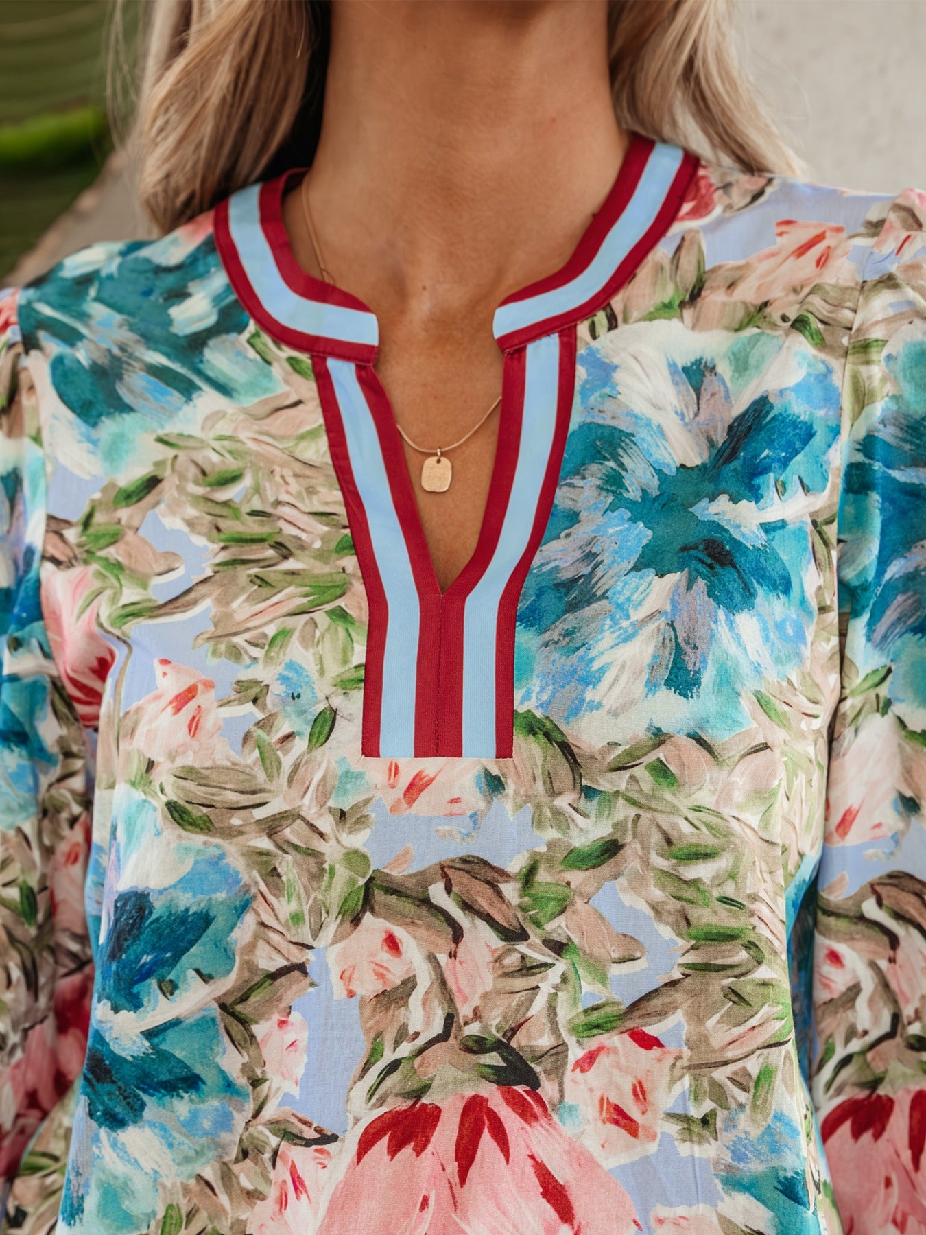 Contrast Trim V Neck Cuffed Bracelet Sleeve Floral Blouse