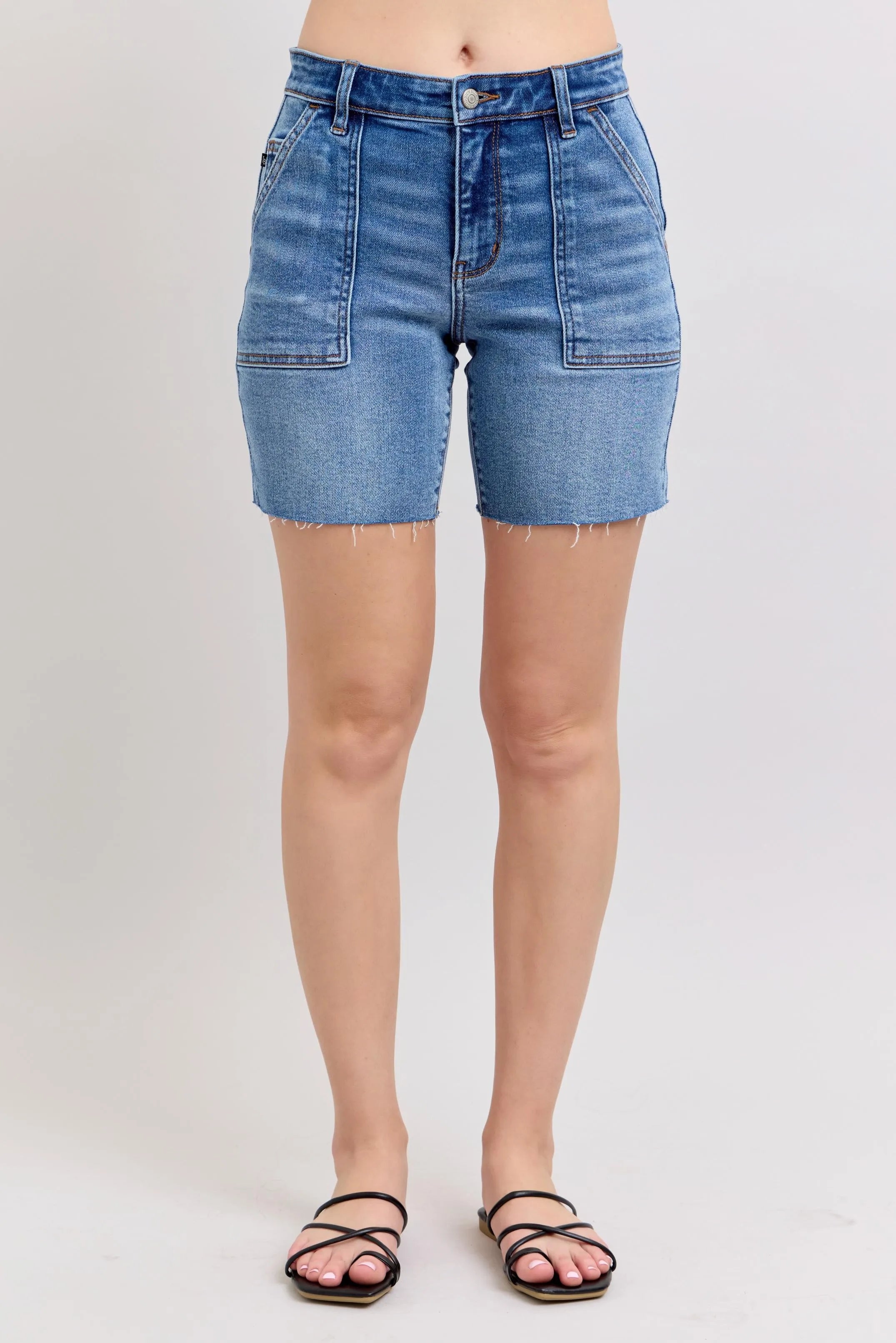 Judy Blue Full Size Mid Rise Bermudas Denim Shorts W/ Back Flap Pockets Plus Size MD
